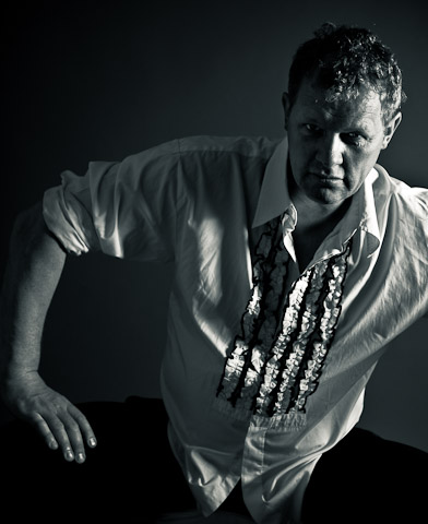 Model: Ron van den Hoogendband singer/actor